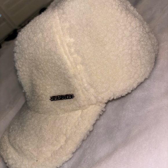 Steve Madden hat - Picture 5 of 6